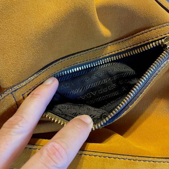 PRADA Vitello Daino Bucket Bag - Picture 8 of 11